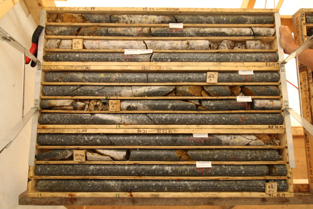 Ddrcrg 25 010 Box 19 21